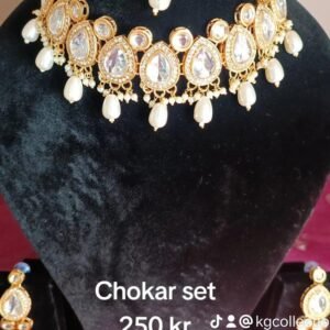 Golden Stones White Pearls