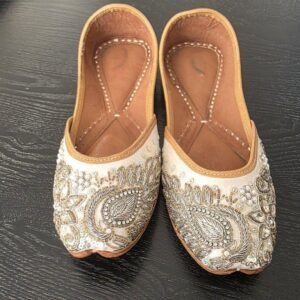 punjabi jutti white pj145