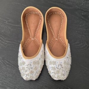 punjabi jutti white pj149